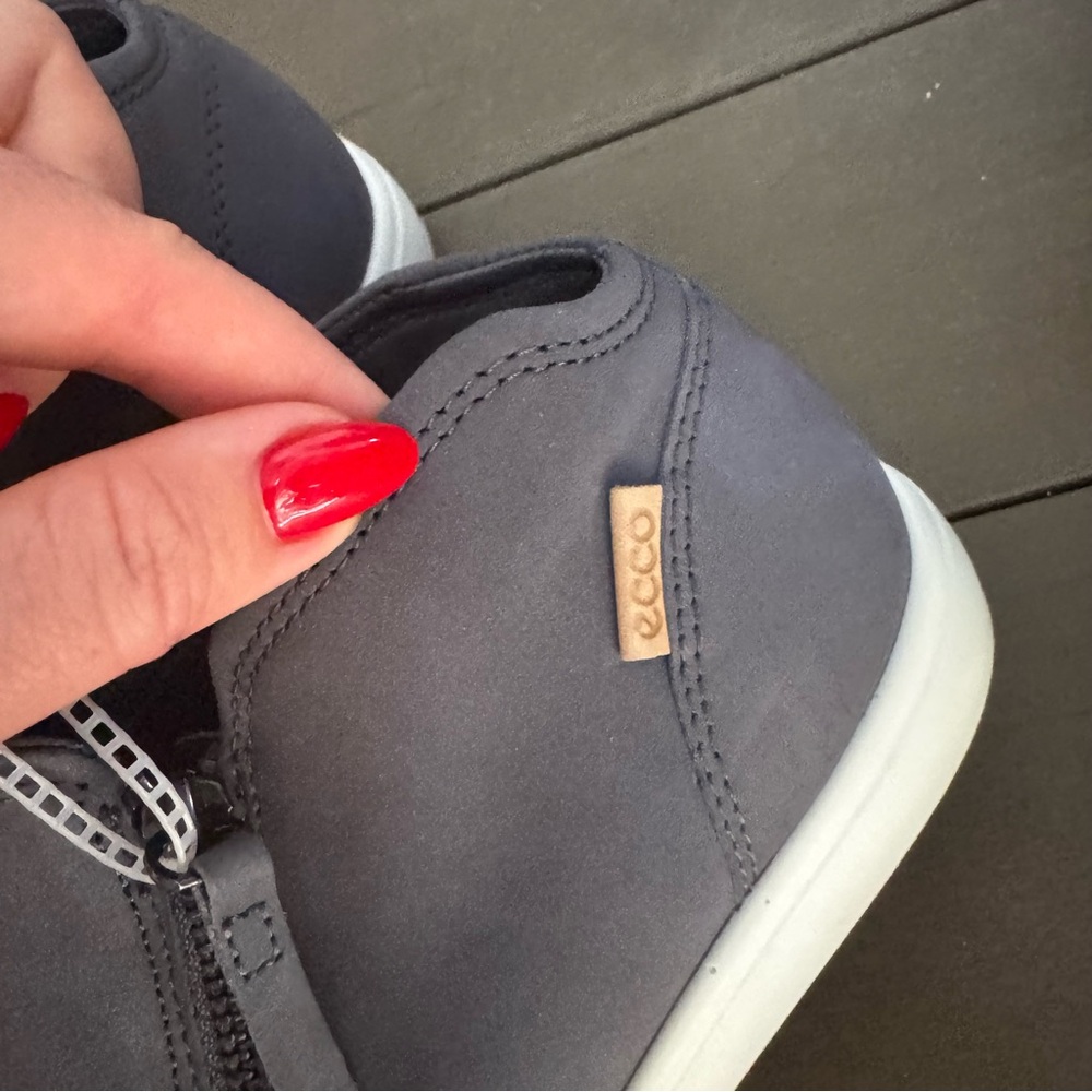 NWT ECCO Women's Soft 7 Nubuck Low Zip Sneaker Booties Sz 38 (US 7-7,5) - Picture 7 of 11